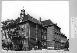 5. aktuelles Bild von Volksschule & Doppelschule & Versuchsschule & Schulzentrum an der Helgolander Straße