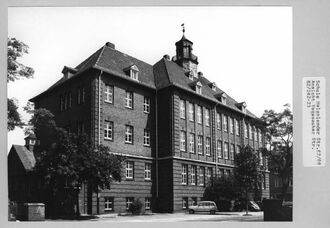 6. aktuelles Bild von Volksschule & Doppelschule & Versuchsschule & Schulzentrum an der Helgolander Straße