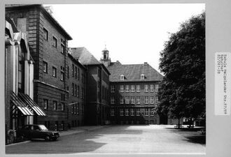 7. aktuelles Bild von Volksschule & Doppelschule & Versuchsschule & Schulzentrum an der Helgolander Straße