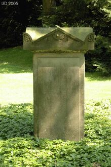 17. aktuelles Bild von Grabmale vom Herdentorsfriedhof