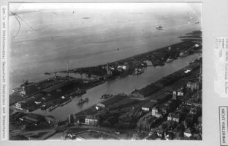4. historisches Bild von Brückenanlage zwischen Altem und Neuem Hafen