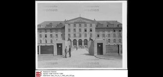 1. historisches Bild von Polizeidirektion, Abt. O & Kaserne Rotersand & Havenhostel