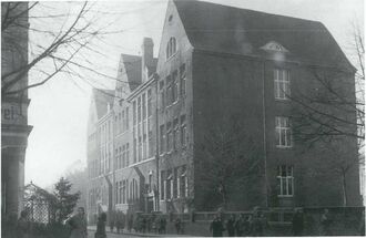 1. historisches Bild von Volksschule an der Oderstraße & Grundschule Hohentor